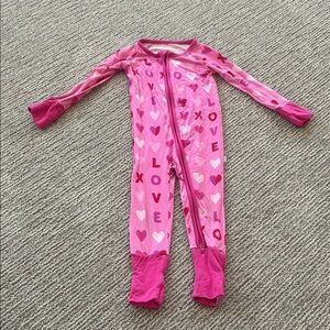 6-12 month little sleepies heart zippy